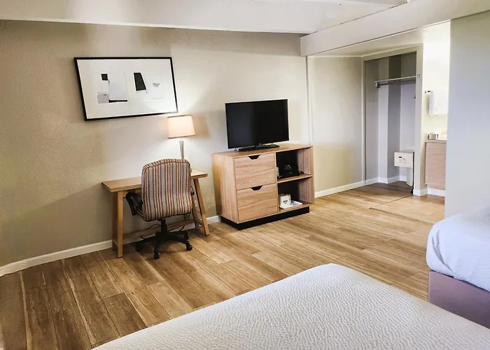 Days Inn By Wyndham Denver Downtown